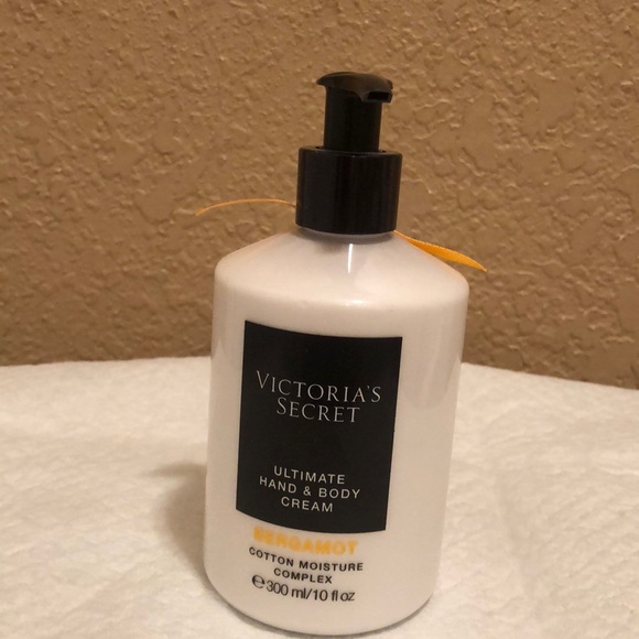 NWT Victoria’s Secret Ultimate Hand/Body Cream. Bergamot Cotton moisture complex - Picture 2 of 6